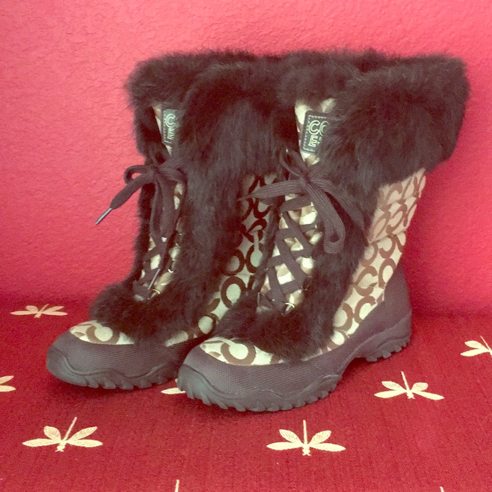 Coach snow boots